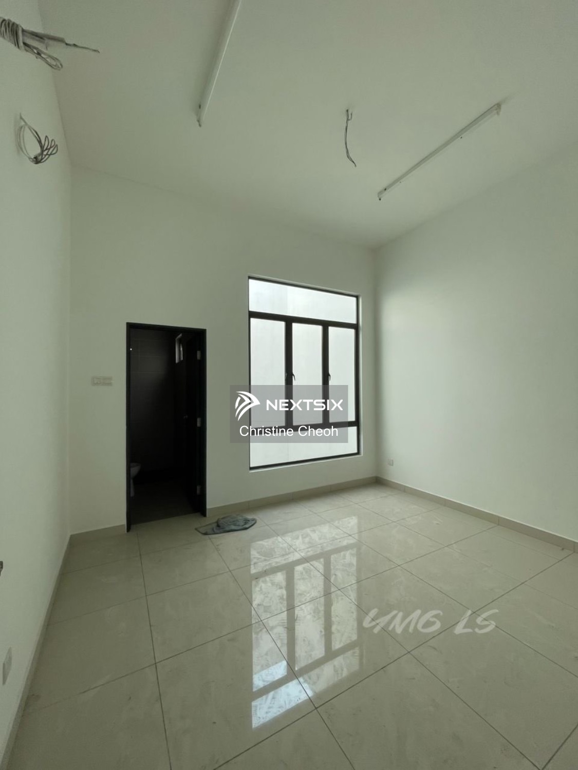 Semi-detached House For Sale in Klang Selangor - Image 12