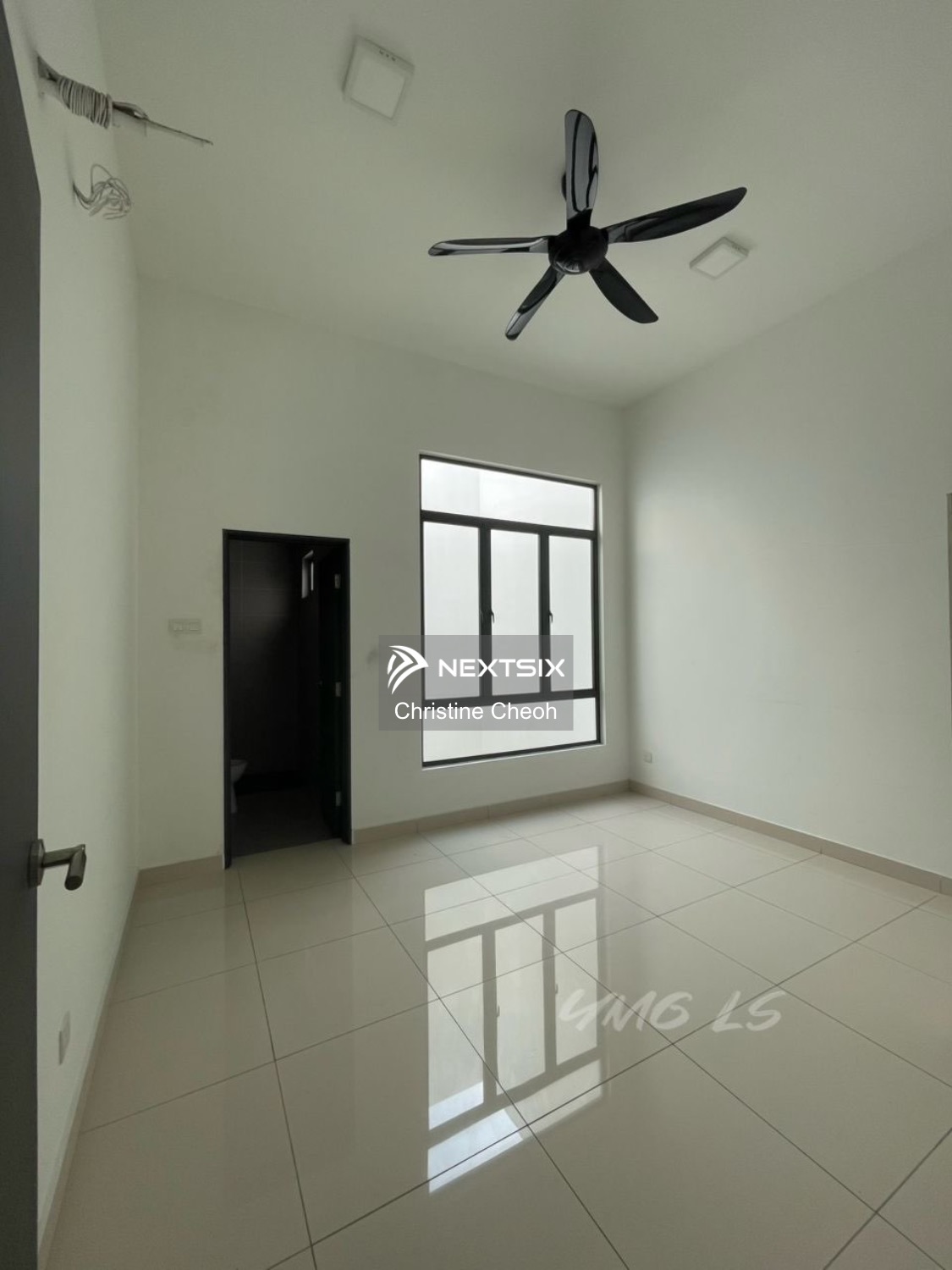 Semi-detached House For Sale in Klang Selangor - Image 9