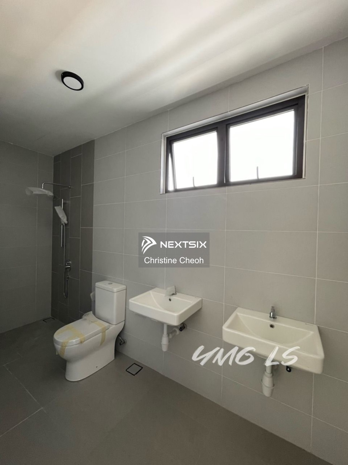 Semi-detached House For Sale in Klang Selangor - Image 11