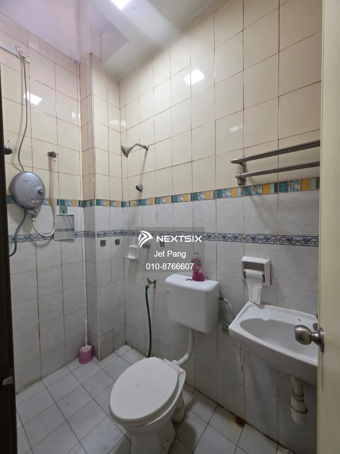 2-sty Terrace/Link House For Sale in Setia Indah Johor - Image 8