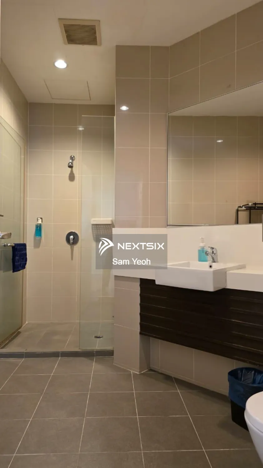 Condominium For Sale in Georgetown Penang - Image 5