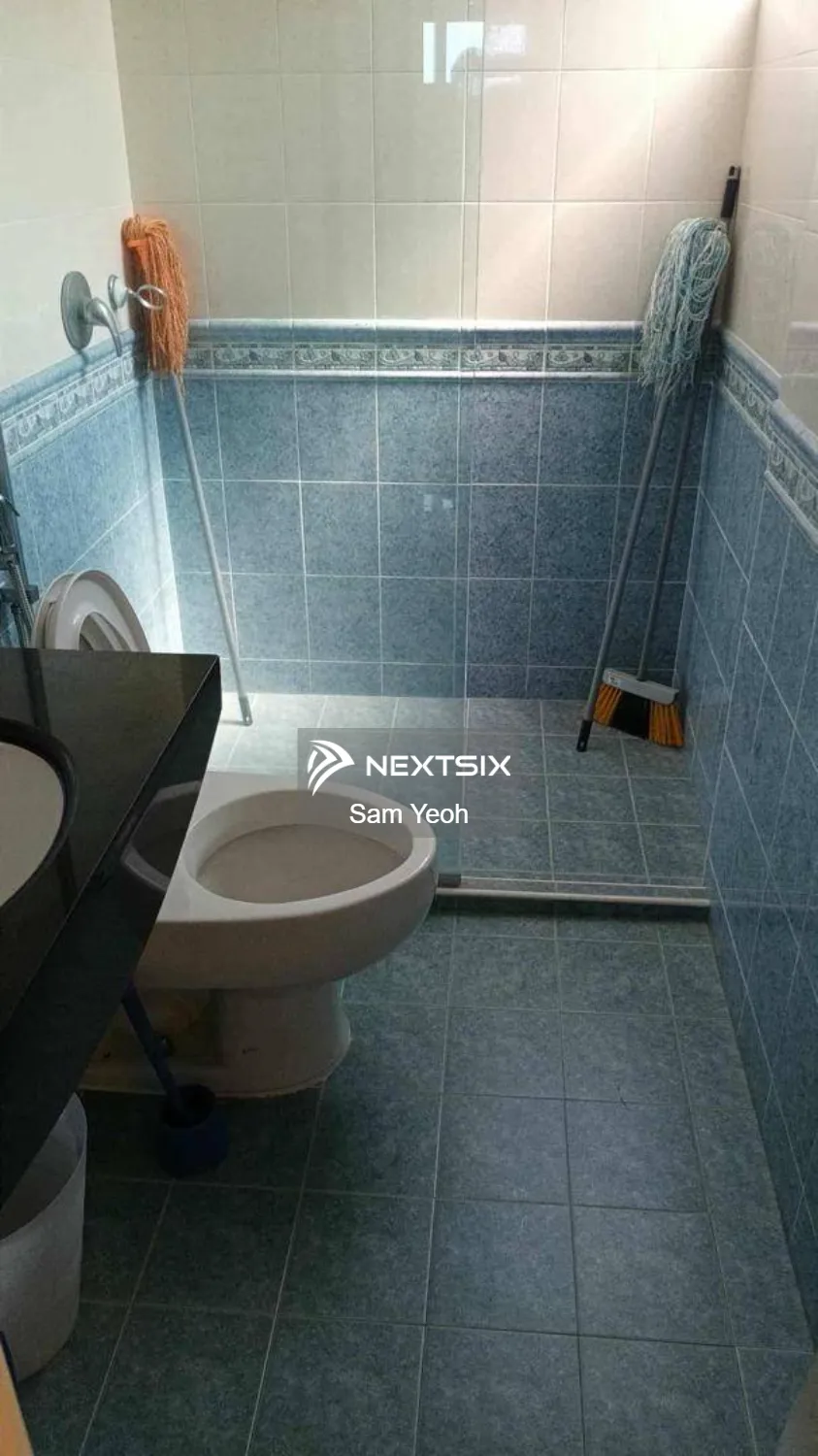 Condominium For Sale in Batu Ferringhi Penang - Image 8