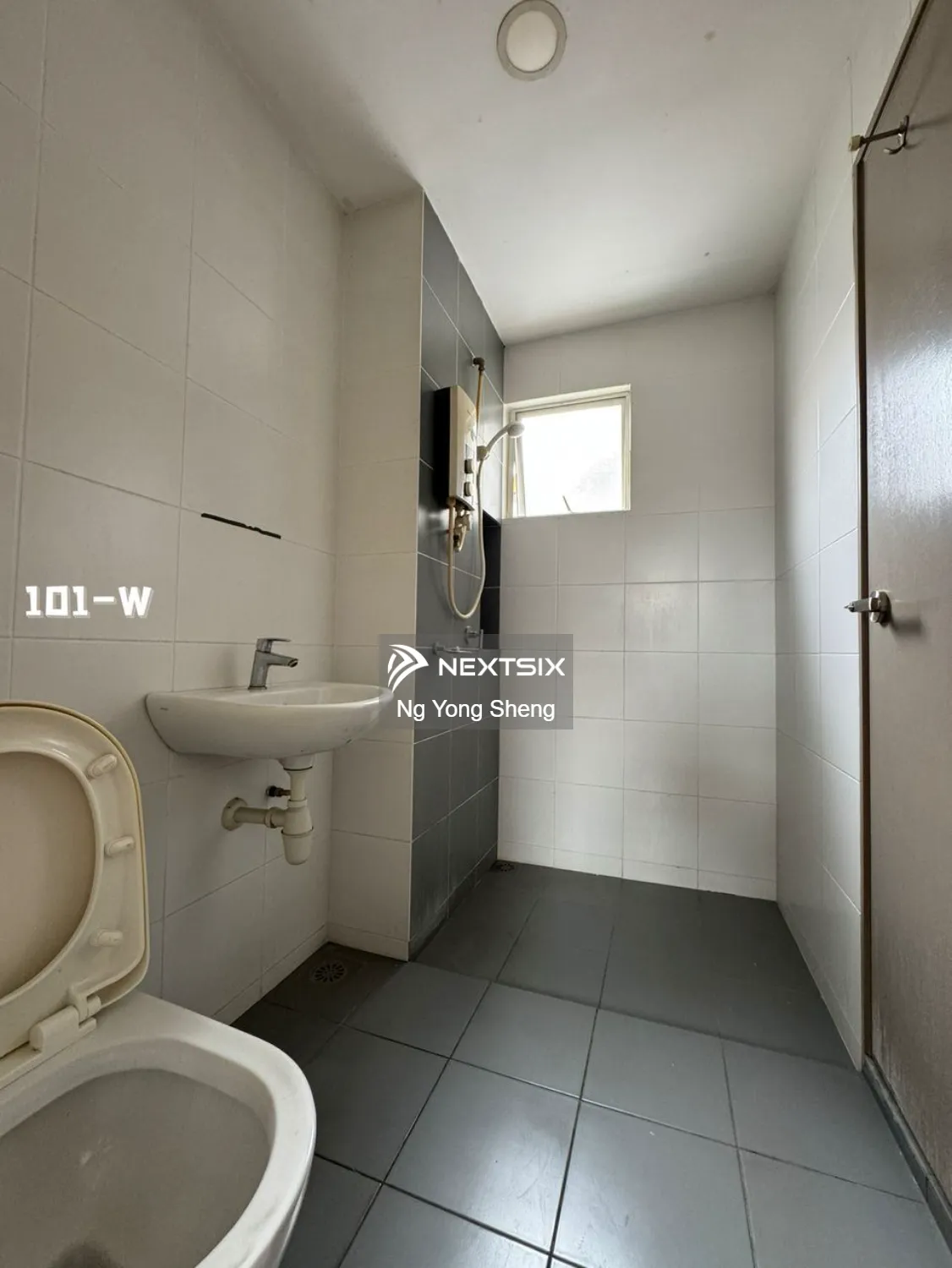 2-sty Superlink House For Sale in Klang Selangor - Image 9