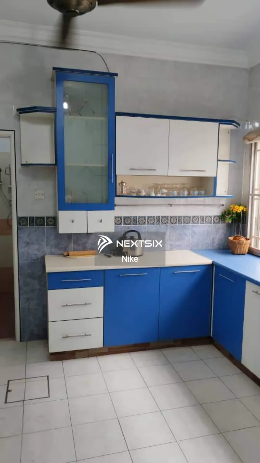 2-sty Terrace/Link House For Rent in Bandar Botanic Selangor - Image 8