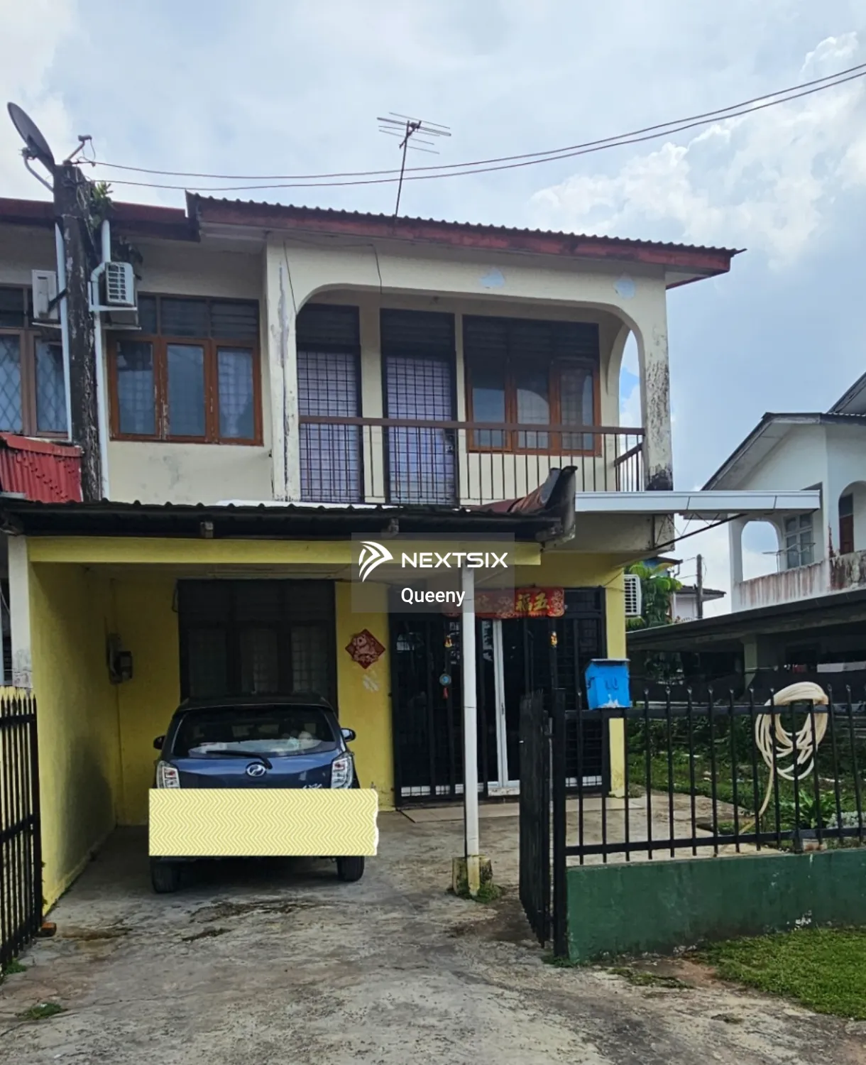 Semi-detached House For Sale in Kuching Sarawak
