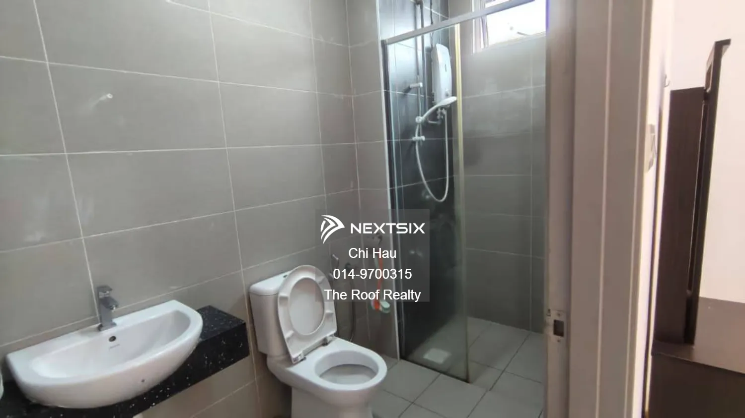 Semi-detached House For Sale in Bandar Bukit Tinggi Selangor - Image 18