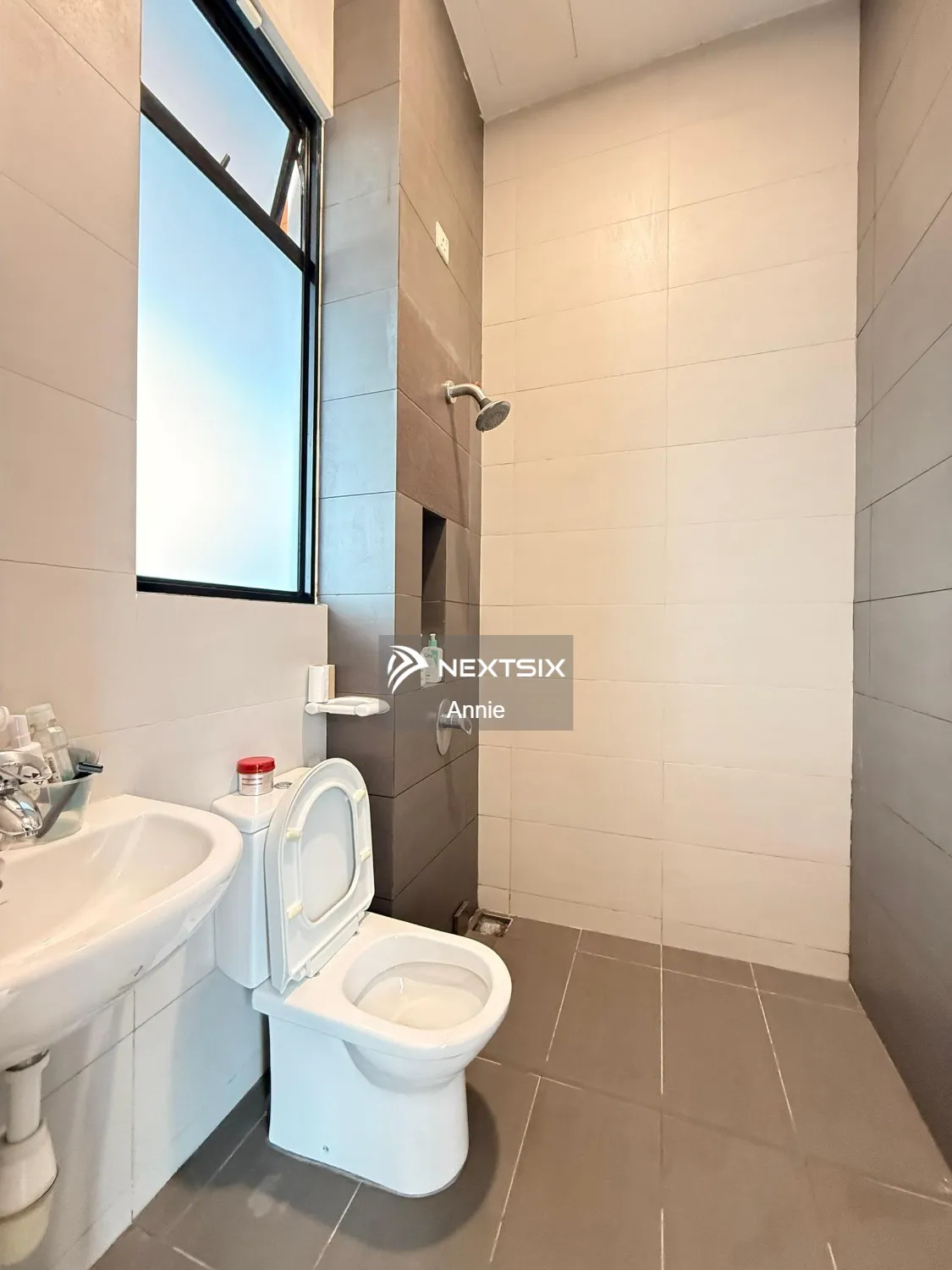 Bungalow For Sale in Tebrau Johor - Image 5