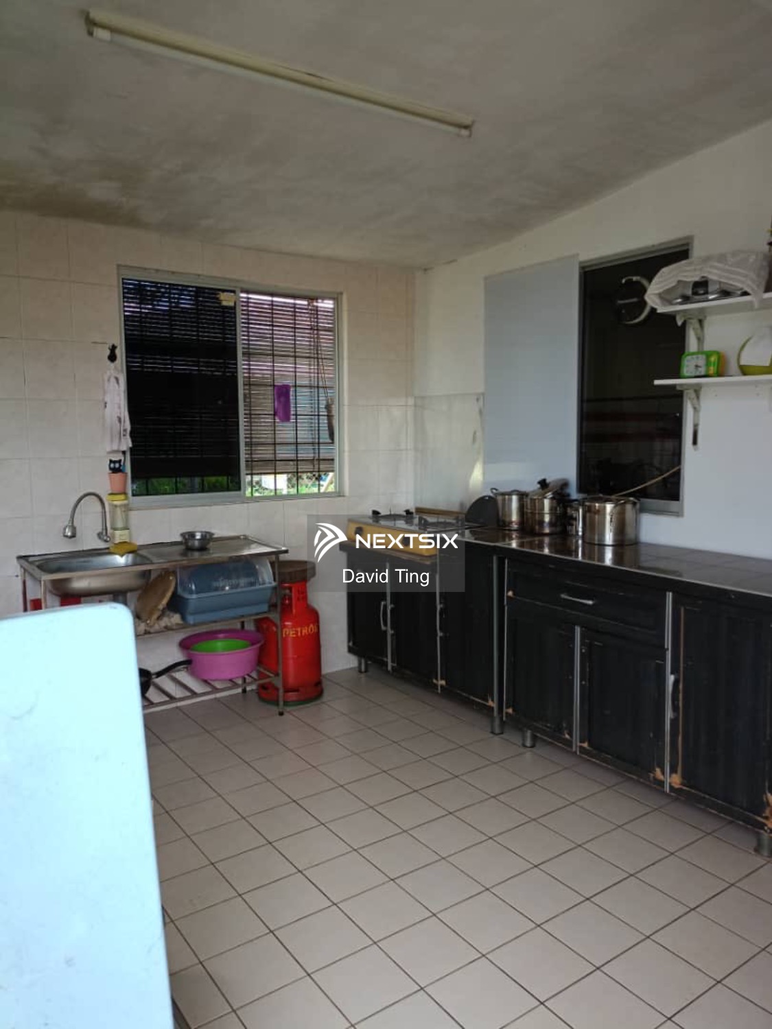 1-sty Terrace/Link House For Sale in Kuching Sarawak - Image 9