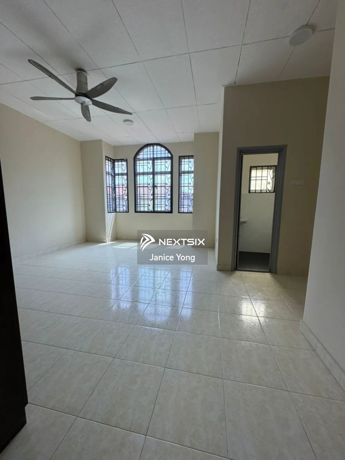 2-sty Terrace/Link House For Sale in Ulu Tiram Johor - Image 4