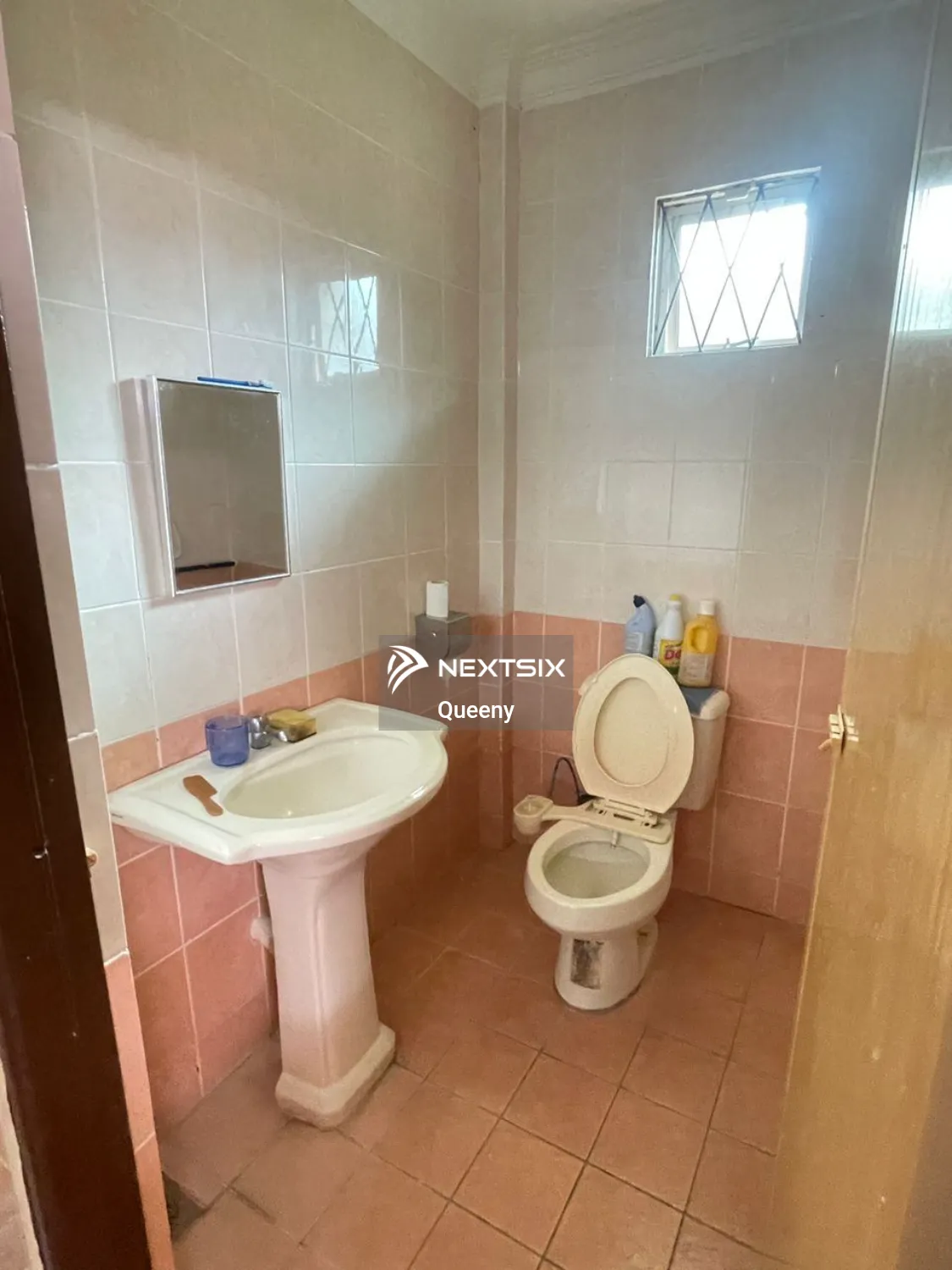 Semi-detached House For Sale in Kuching Sarawak - Image 15