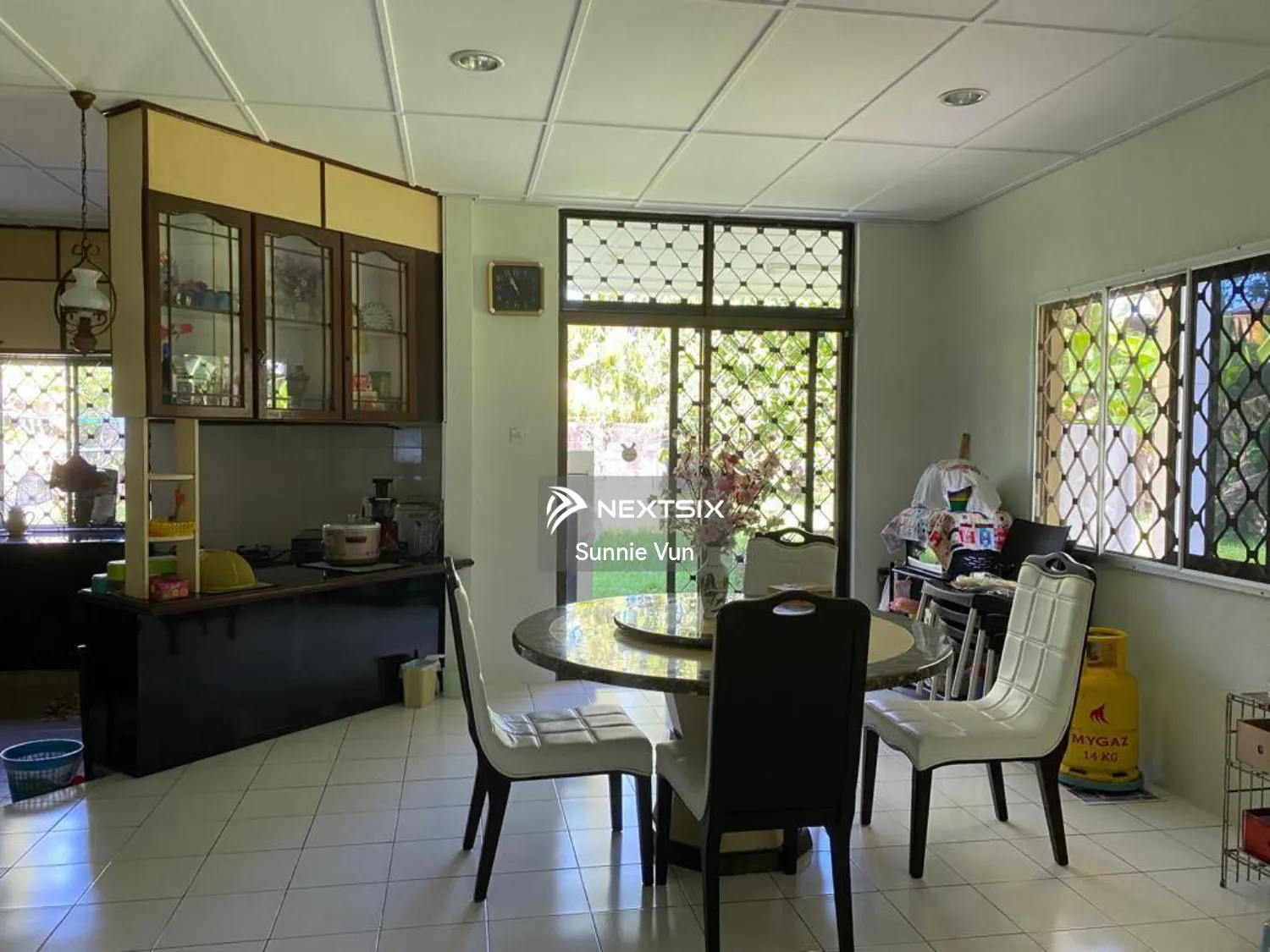 Bungalow For Sale in Kuching Sarawak - Image 9