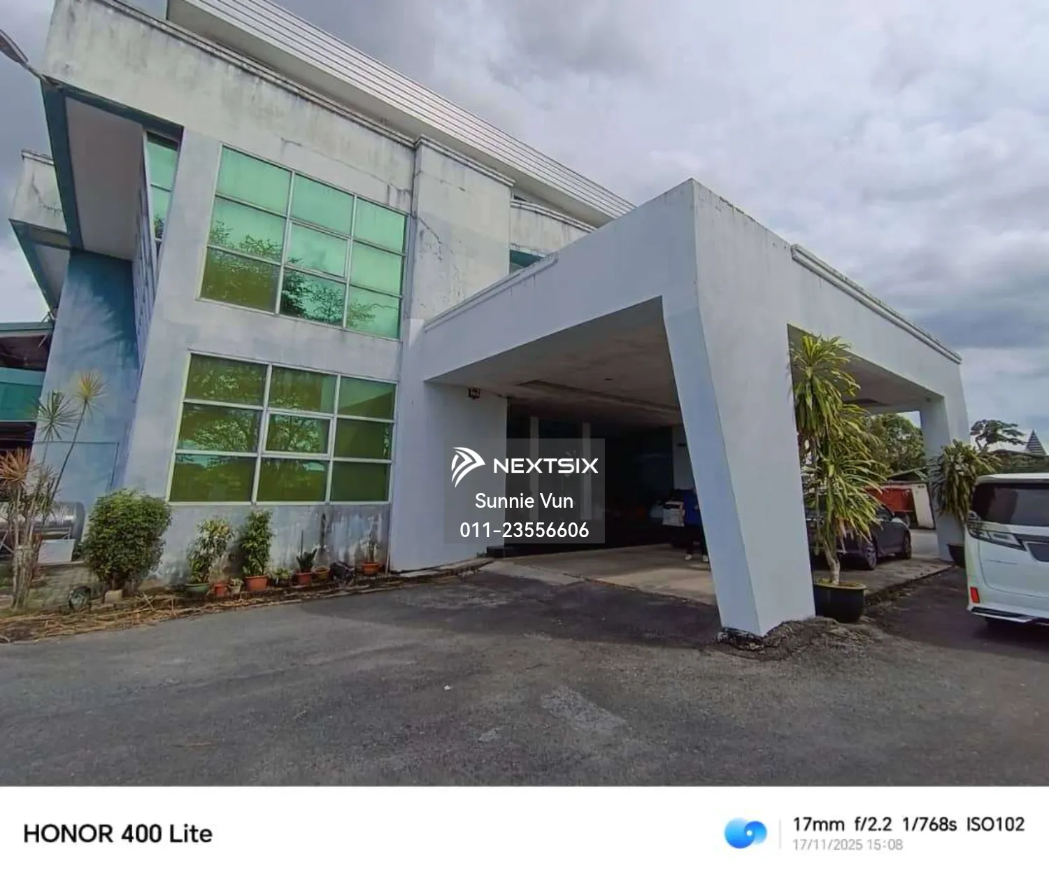 Warehouse For Sale in Kuching Sarawak