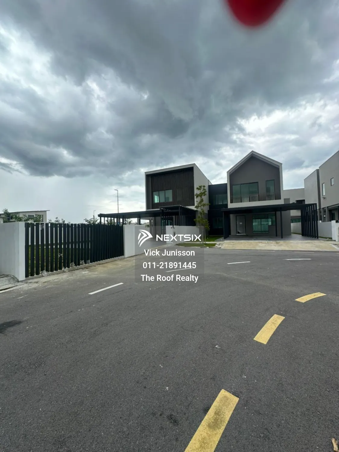 Semi-detached House For Sale in Kuching Sarawak