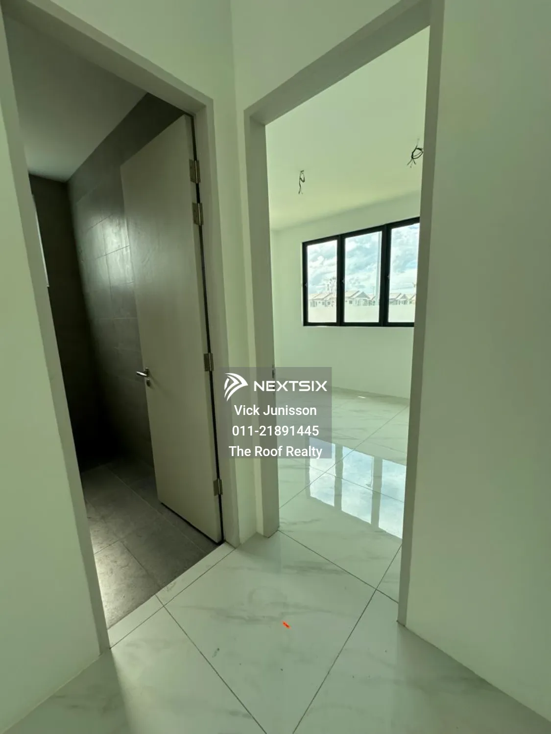 Semi-detached House For Sale in Kuching Sarawak - Image 11
