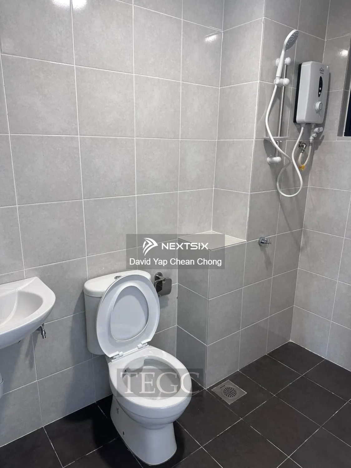 Serviced Residence For Sale in Telok Panglima Garang Selangor - Image 7