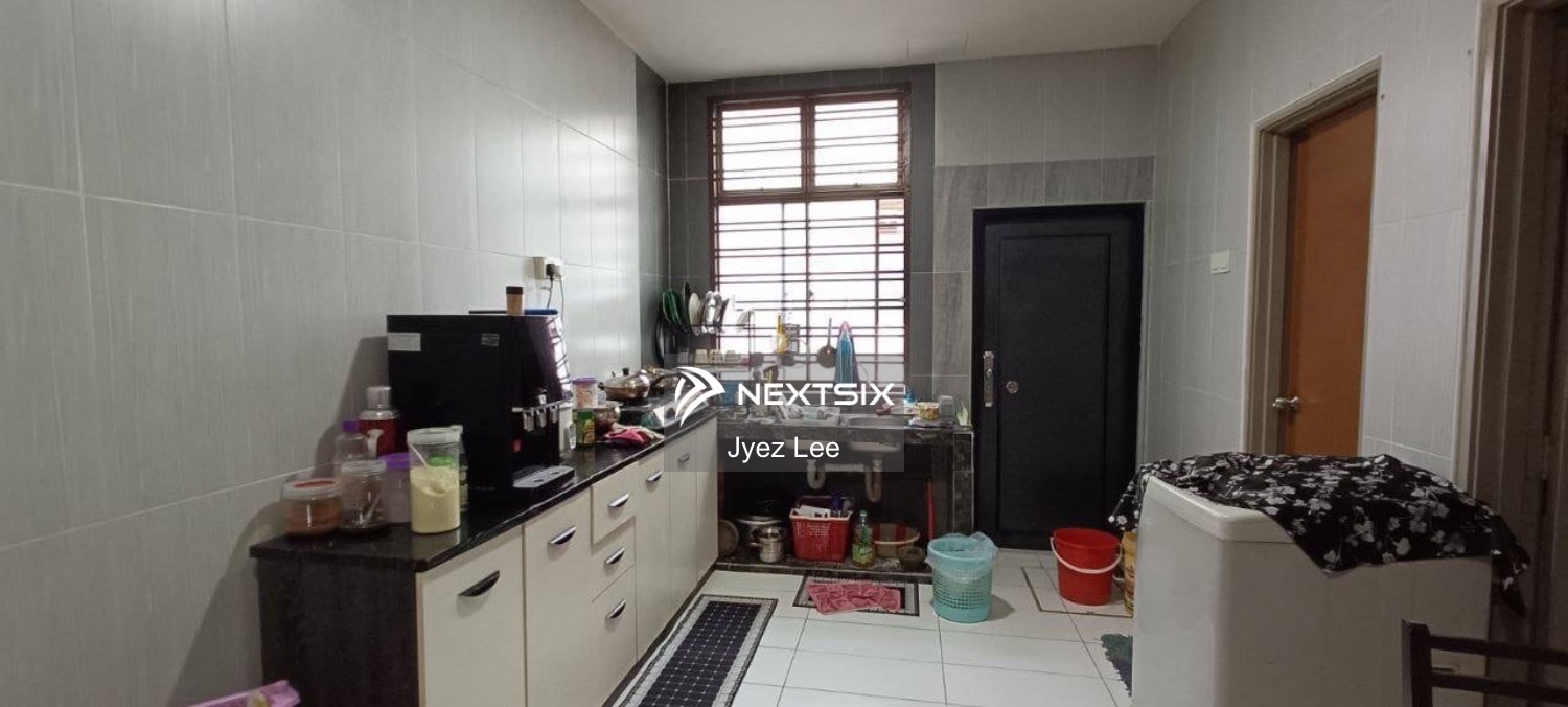 2-sty Terrace/Link House For Sale in Ulu Tiram Johor - Image 5