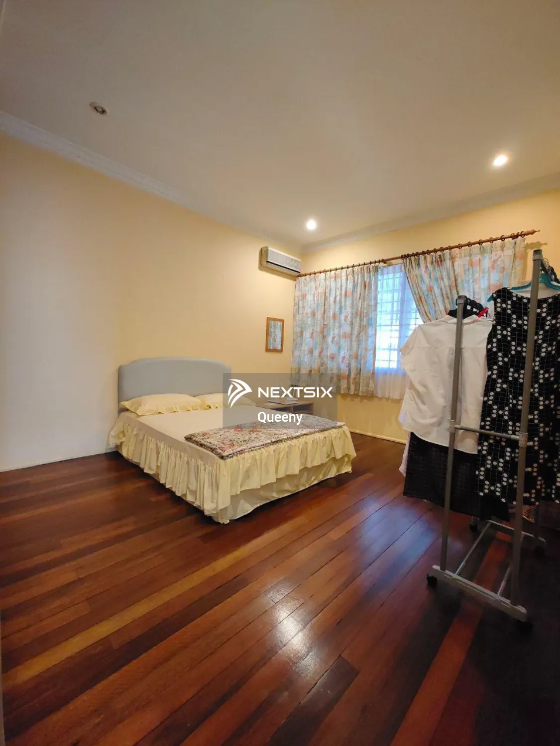 Semi-detached House For Sale in Kuching Sarawak - Image 6