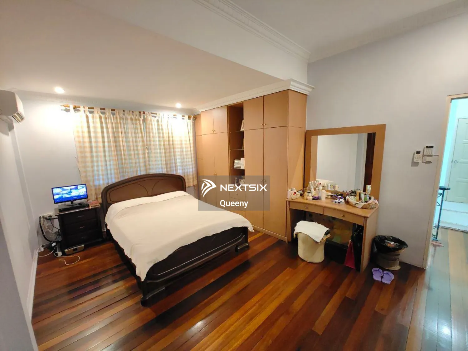 Semi-detached House For Sale in Kuching Sarawak - Image 7