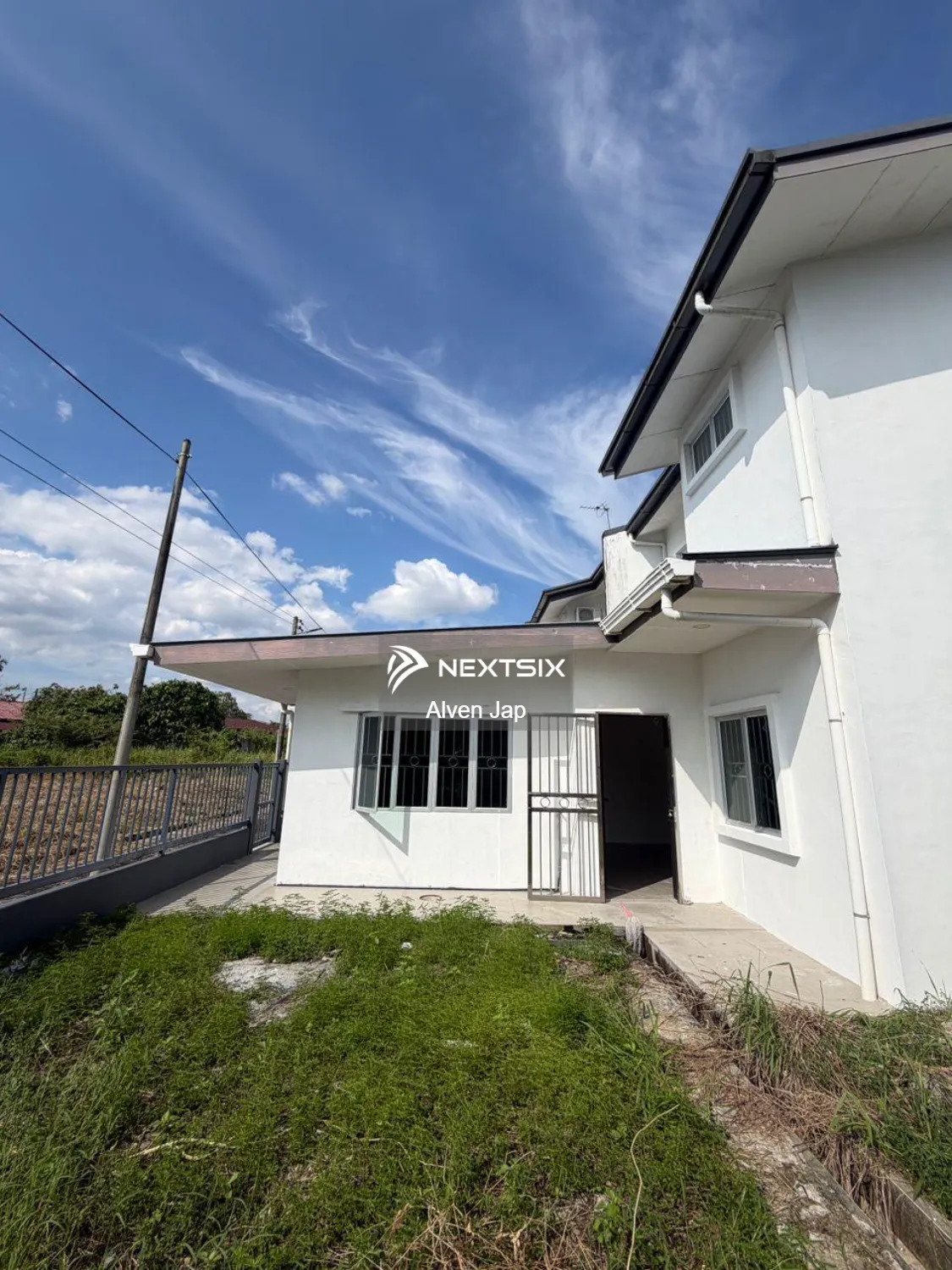 2-sty Terrace/Link House For Sale in Kuching Sarawak - Image 6