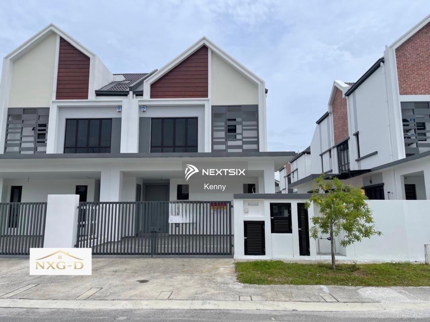 Semi-detached House For Sale in Kota Kemuning Selangor