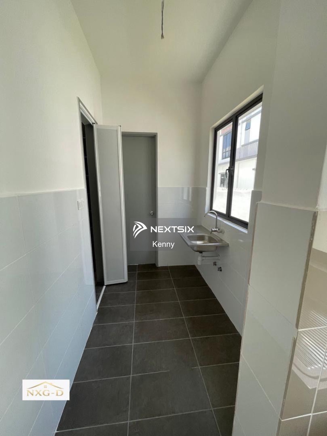 Semi-detached House For Sale in Kota Kemuning Selangor - Image 5