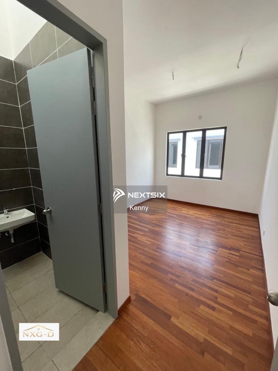 Semi-detached House For Sale in Kota Kemuning Selangor - Image 6