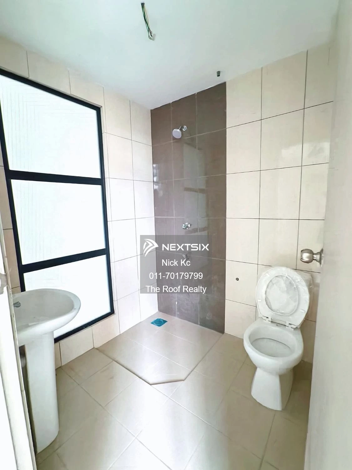 Townhouse For Sale in Kuching Sarawak - Image 13