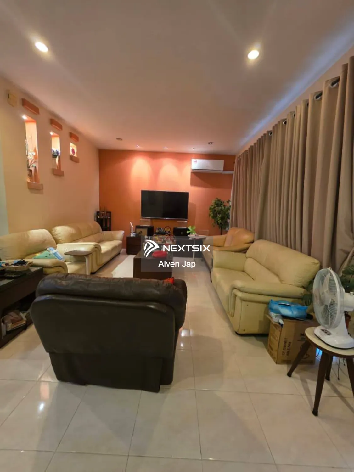 Semi-detached House For Sale in Kuching Sarawak - Image 5