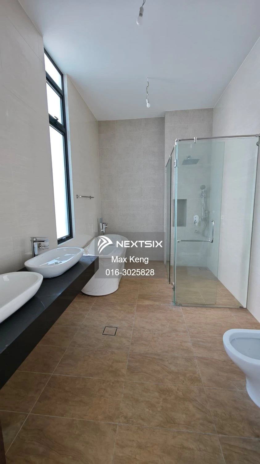 Bungalow For Sale in Gelang Patah Johor - Image 10