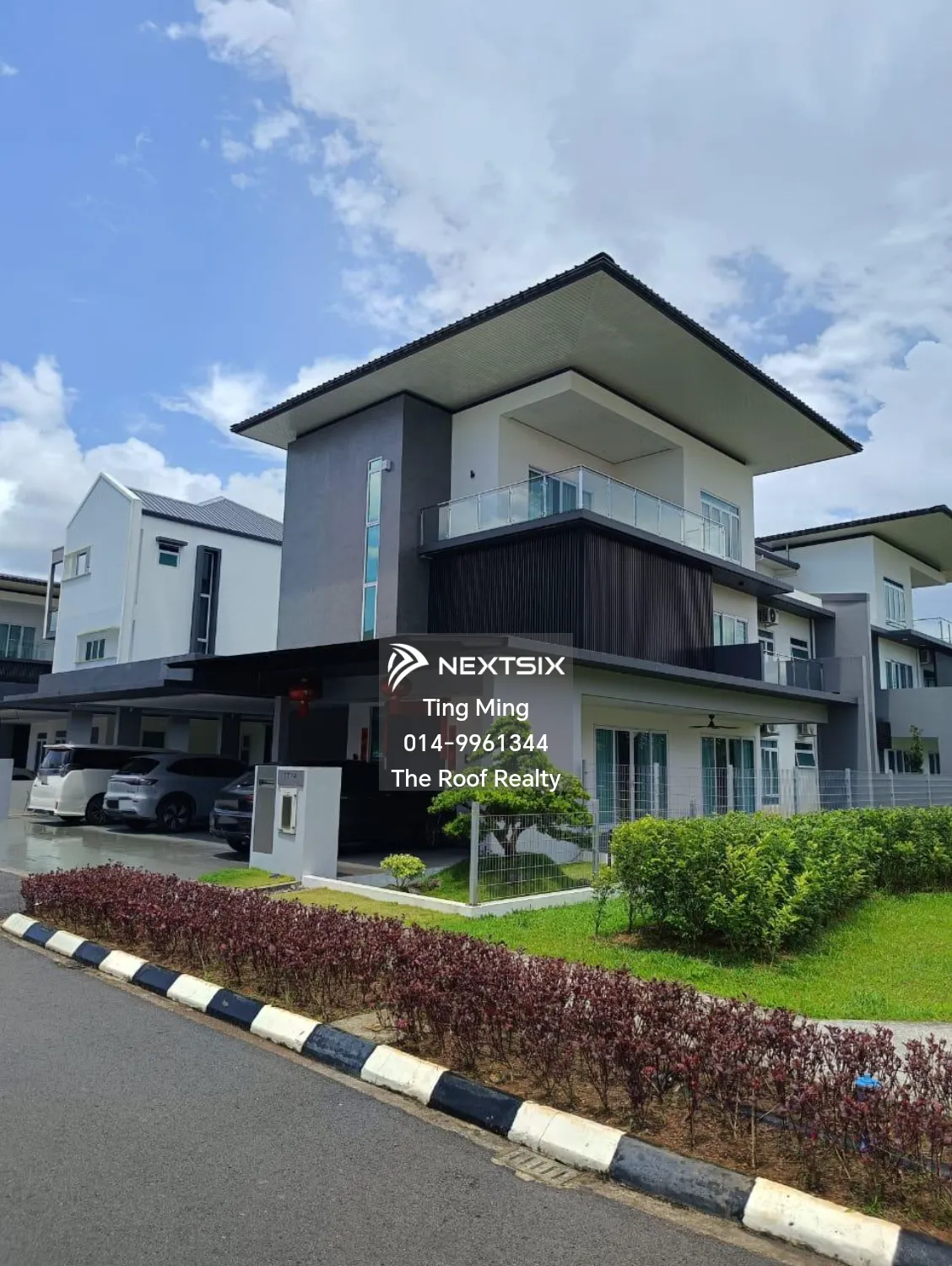Semi-detached House For Sale in Kota Samarahan Sarawak