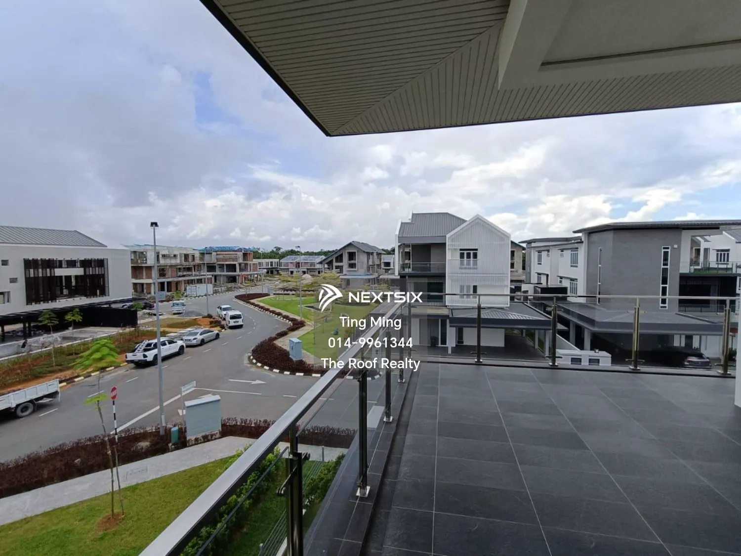 Semi-detached House For Sale in Kota Samarahan Sarawak - Image 10