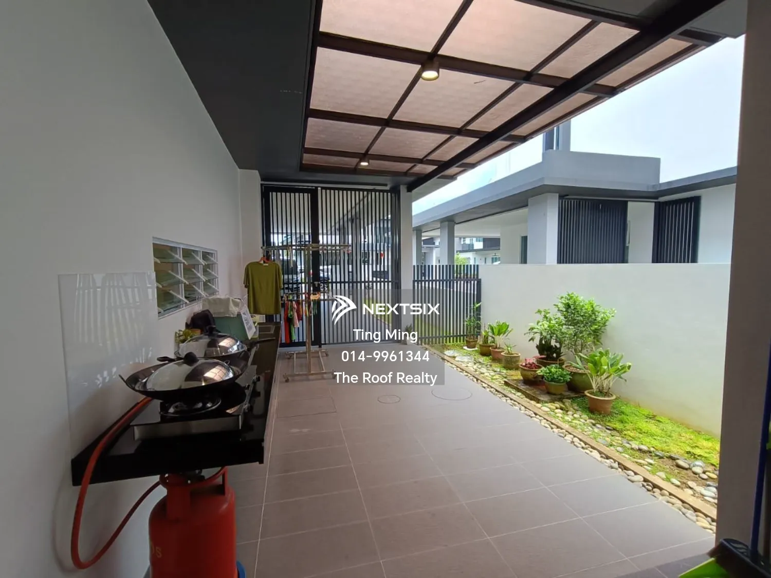 Semi-detached House For Sale in Kota Samarahan Sarawak - Image 7