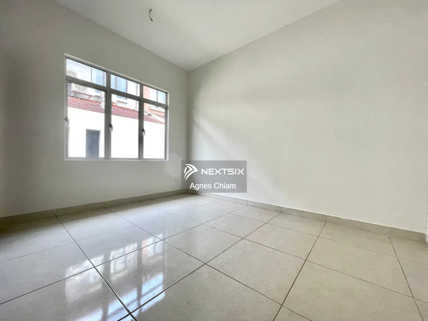 Semi-detached House For Sale in Port Klang Selangor - Image 12