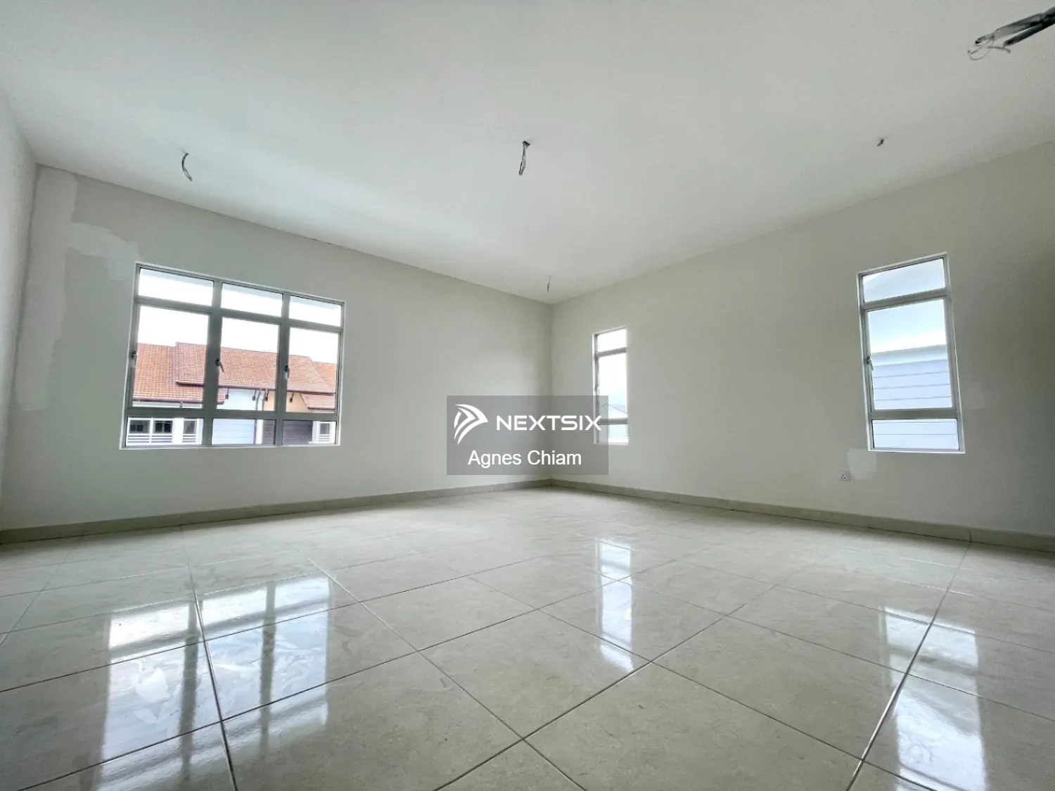 Semi-detached House For Sale in Port Klang Selangor - Image 8