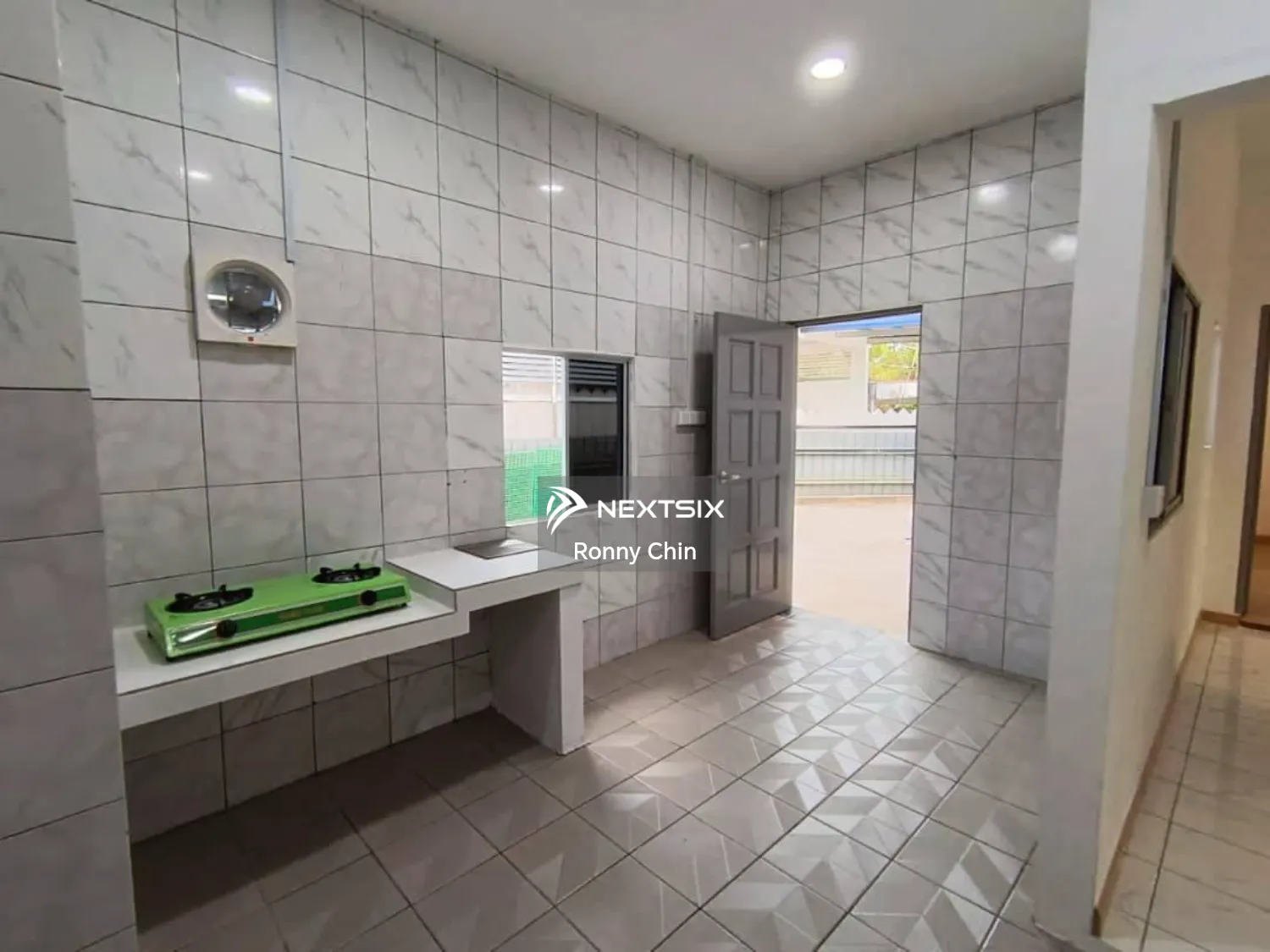 Semi-detached House For Rent in Kota Kinabalu Sabah - Image 5