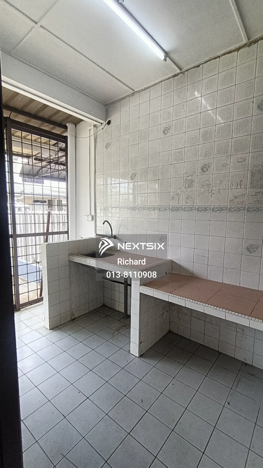 2-sty Terrace/Link House For Rent in Kuching Sarawak - Image 12