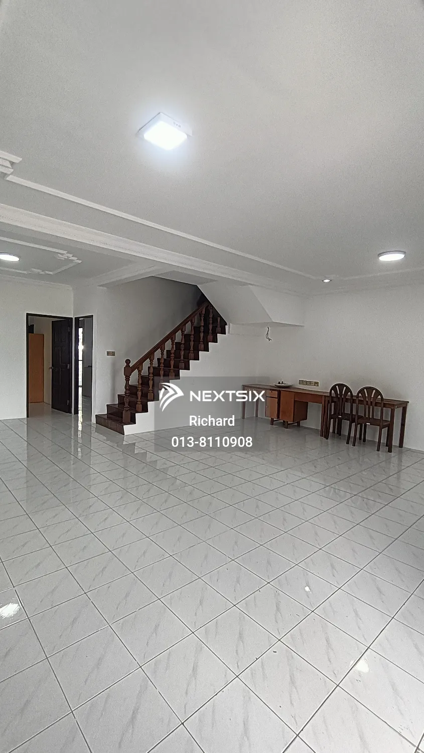 2-sty Terrace/Link House For Rent in Kuching Sarawak - Image 9