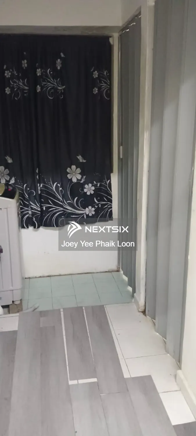 Flat For Sale in Gelugor Penang - Image 5