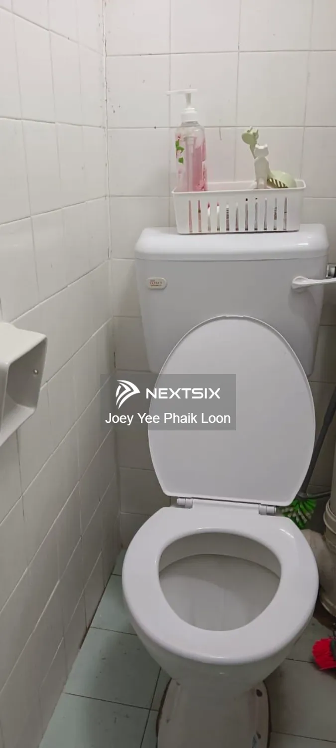 Flat For Sale in Gelugor Penang - Image 7