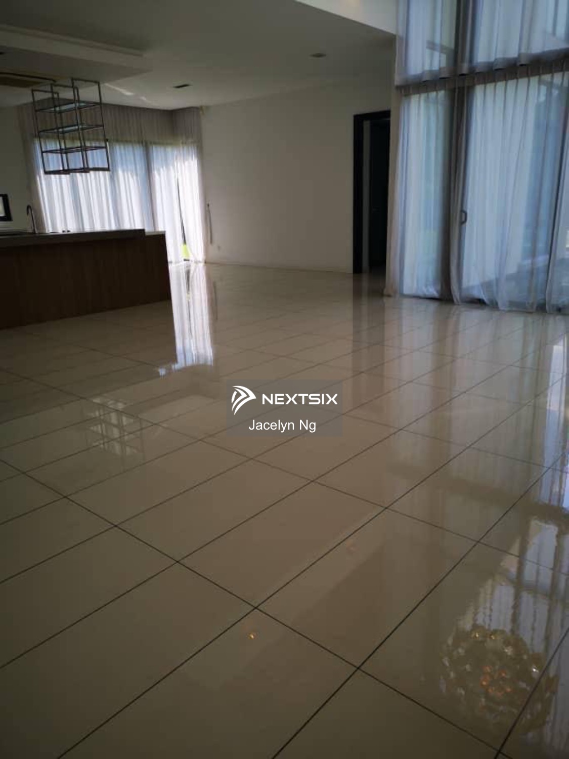 Bungalow floor plan - Image 6