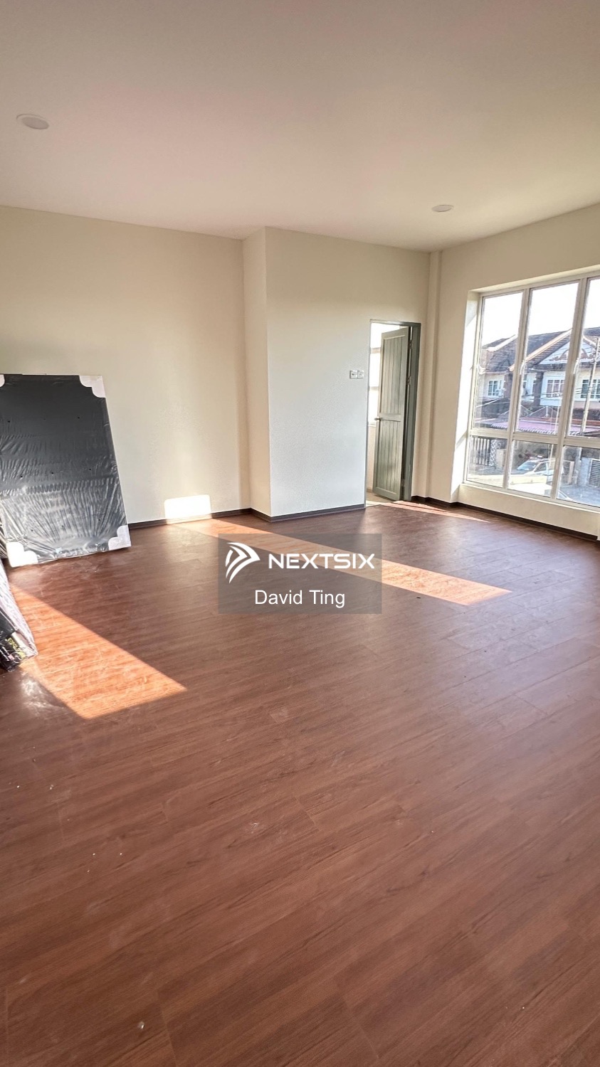 Condominium For Rent in Kuching Sarawak - Image 7