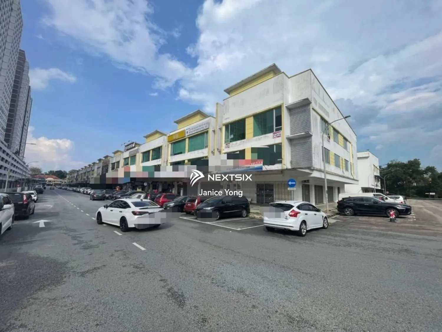 Shop For Sale in Ulu Tiram Johor