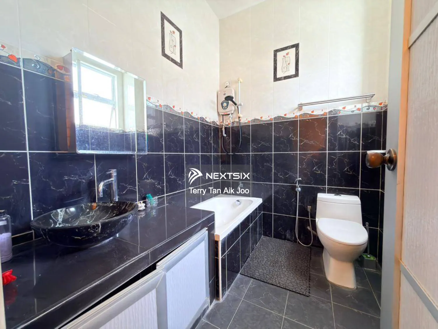 Semi-detached House For Sale in Perling Johor - Image 17