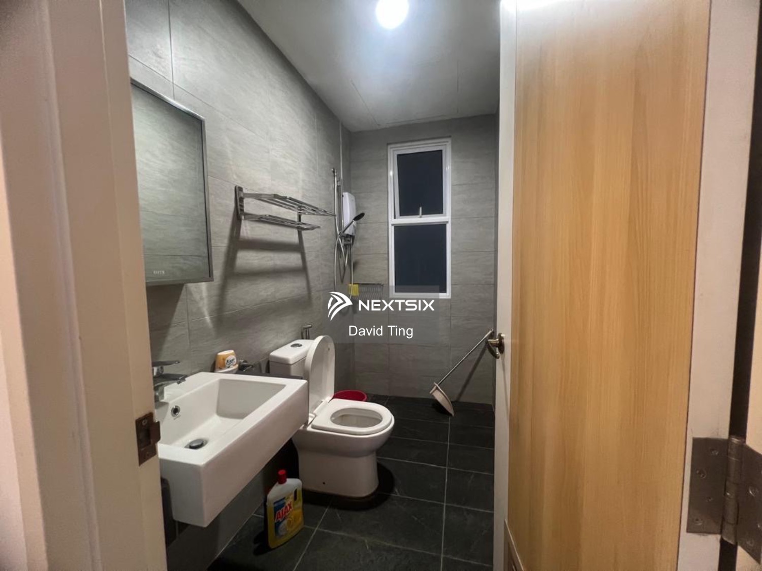 Serviced Residence For Rent in Kuching Sarawak - Image 8