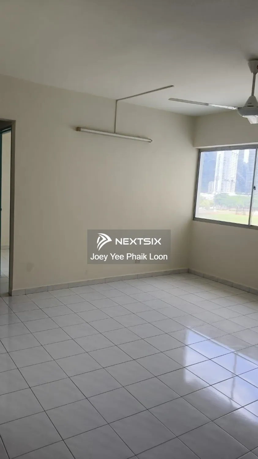 Apartment For Sale in Gelugor Penang