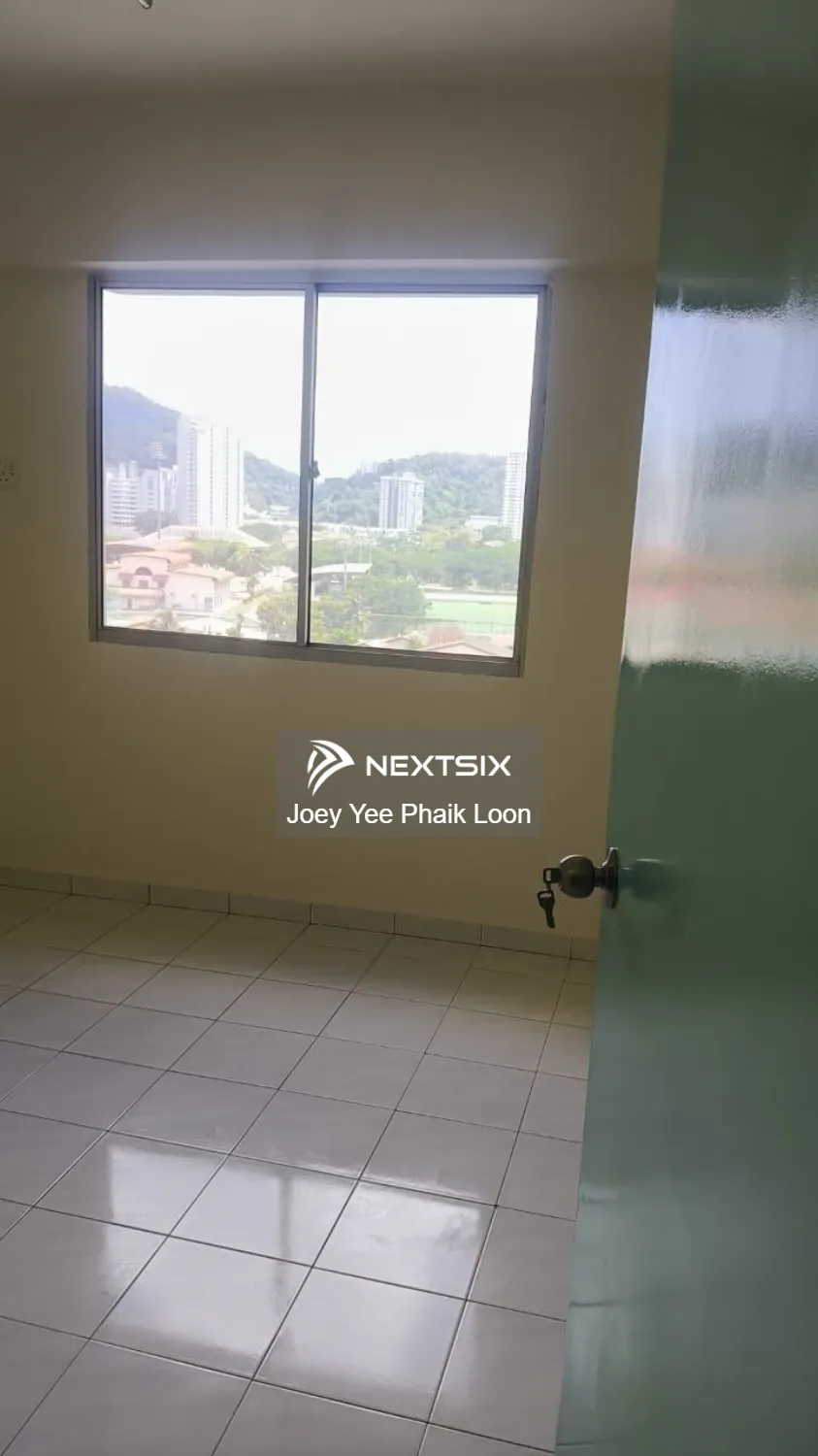 Apartment For Sale in Gelugor Penang - Image 5