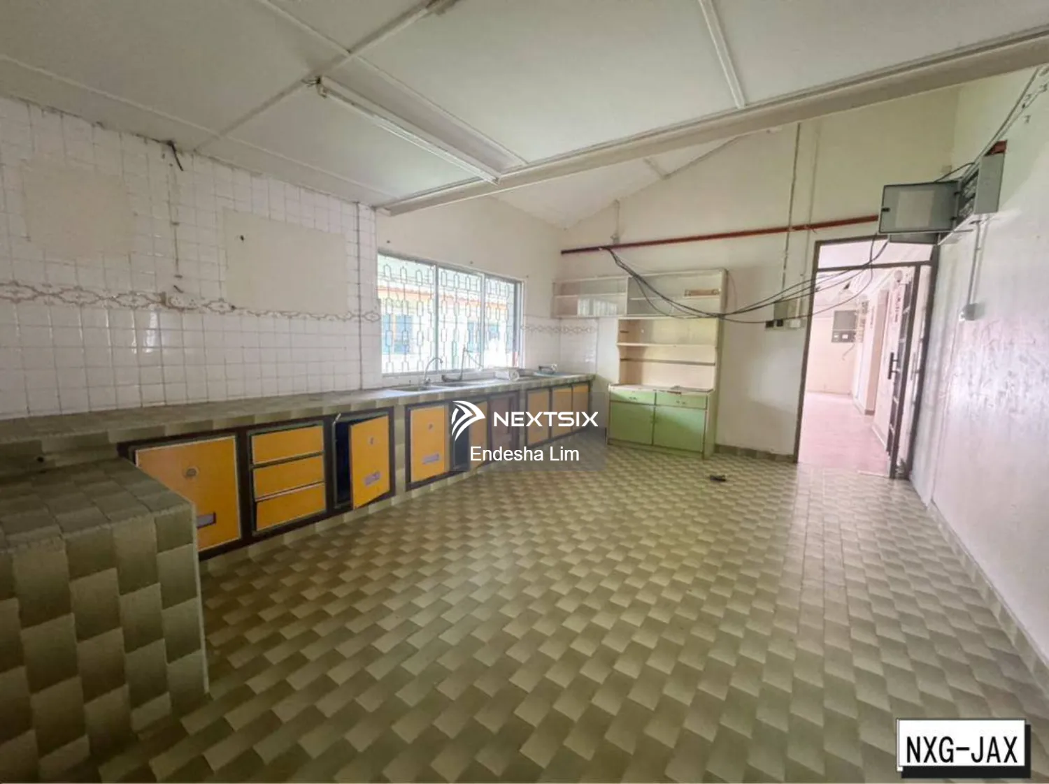 Bungalow For Sale in Klang Selangor - Image 11