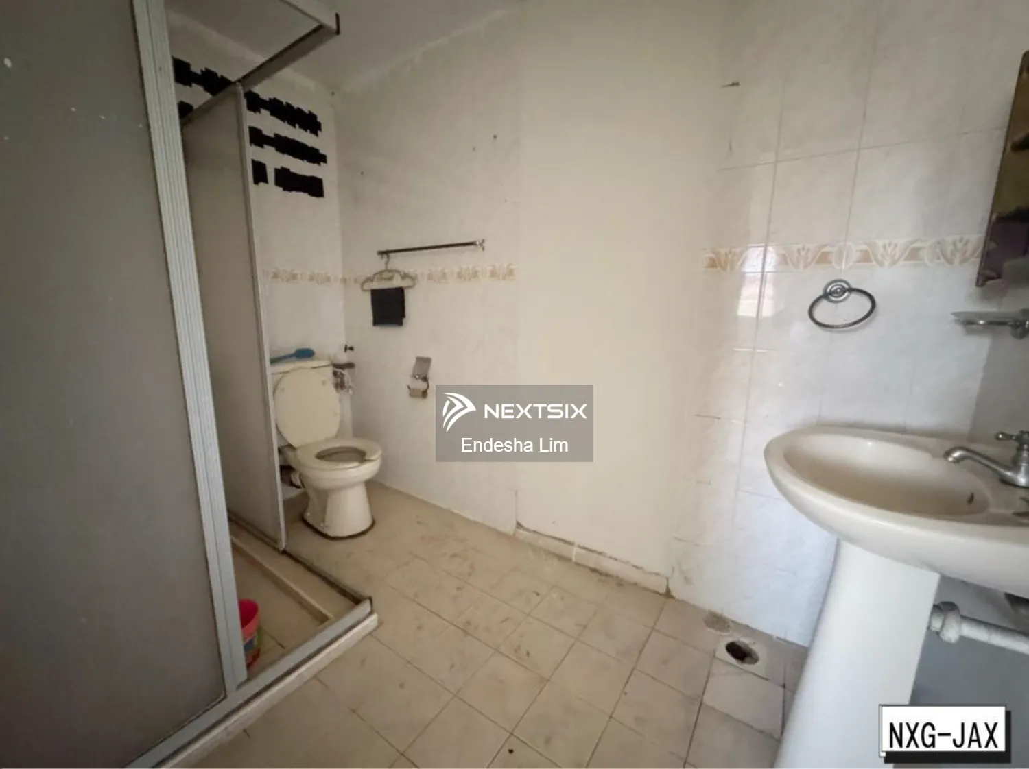 Bungalow For Sale in Klang Selangor - Image 7