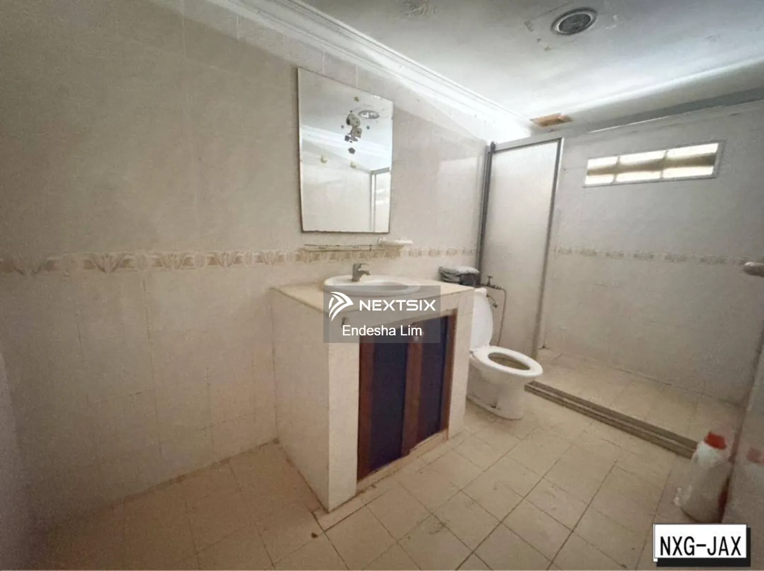 Bungalow For Sale in Klang Selangor - Image 9