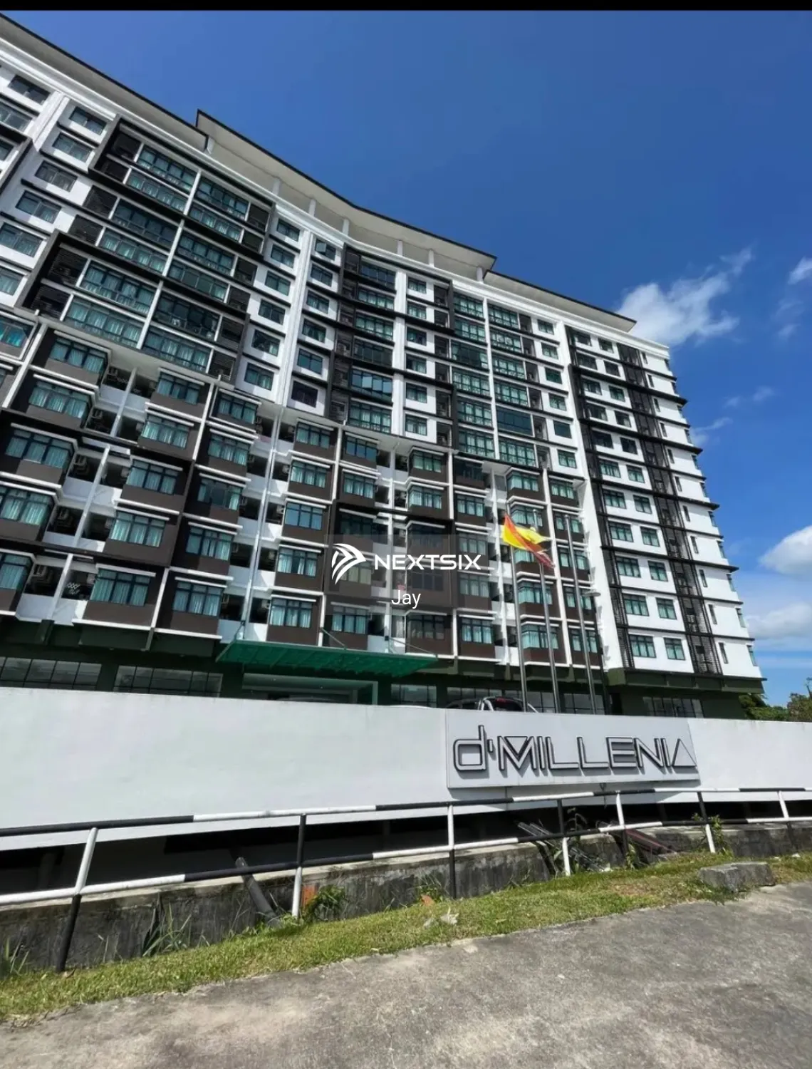 Serviced Residence For Rent in Kuching Sarawak - Image 6